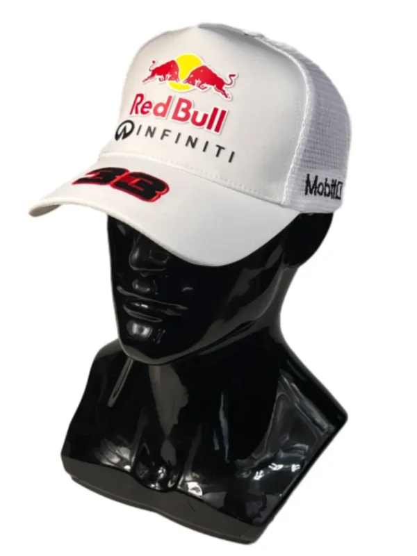 Бейсболка спортивная Red Bull сетка — фото 1 Бейсболка спортивная Red Bull сетка