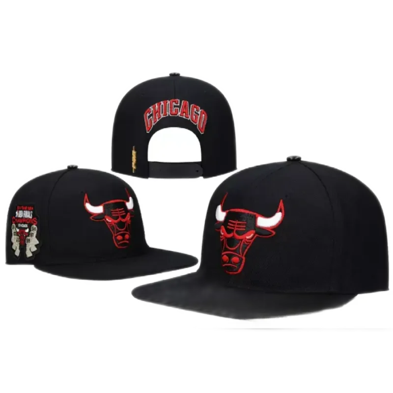Бейсболка с прямым козырьком Chicago Bulls ( Чикаго Буллз) — фото 1 Бейсболка с прямым козырьком Chicago Bulls ( Чикаго Буллз)