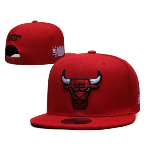 Бейсболка с прямым козырьком Chicago Bulls ( Чикаго Буллз) — фото 1 Бейсболка с прямым козырьком Chicago Bulls ( Чикаго Буллз)