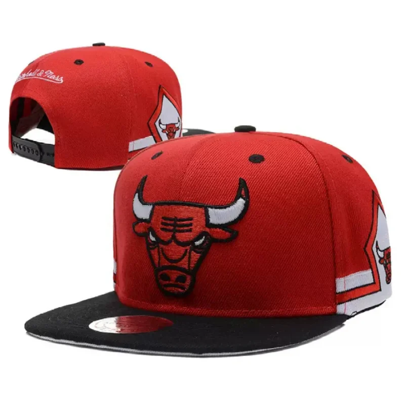 Бейсболка с прямым козырьком Chicago Bulls ( Чикаго Буллз) — фото 1 Бейсболка с прямым козырьком Chicago Bulls ( Чикаго Буллз)