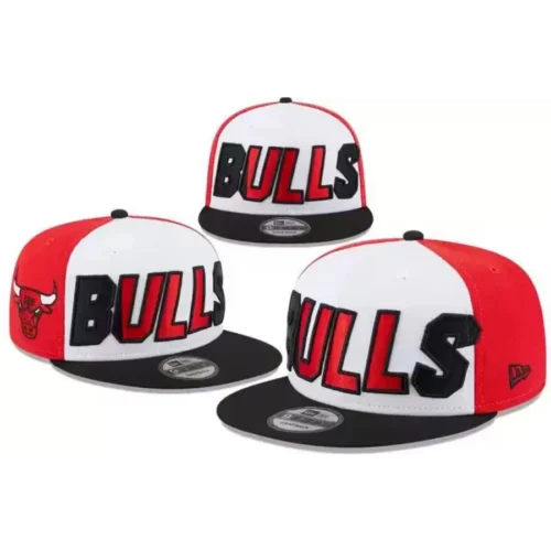 Бейсболка с прямым козырьком Chicago Bulls ( Чикаго Буллз)