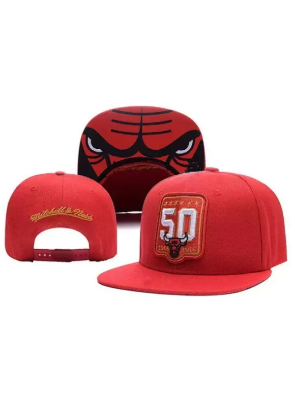 Бейсболка с прямым козырьком Chicago Bulls ( Чикаго Буллз) — фото 1 Бейсболка с прямым козырьком Chicago Bulls ( Чикаго Буллз)