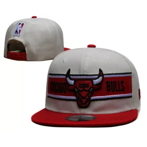Бейсболка с прямым козырьком Chicago Bulls ( Чикаго Буллз) — фото 1 Бейсболка с прямым козырьком Chicago Bulls ( Чикаго Буллз)