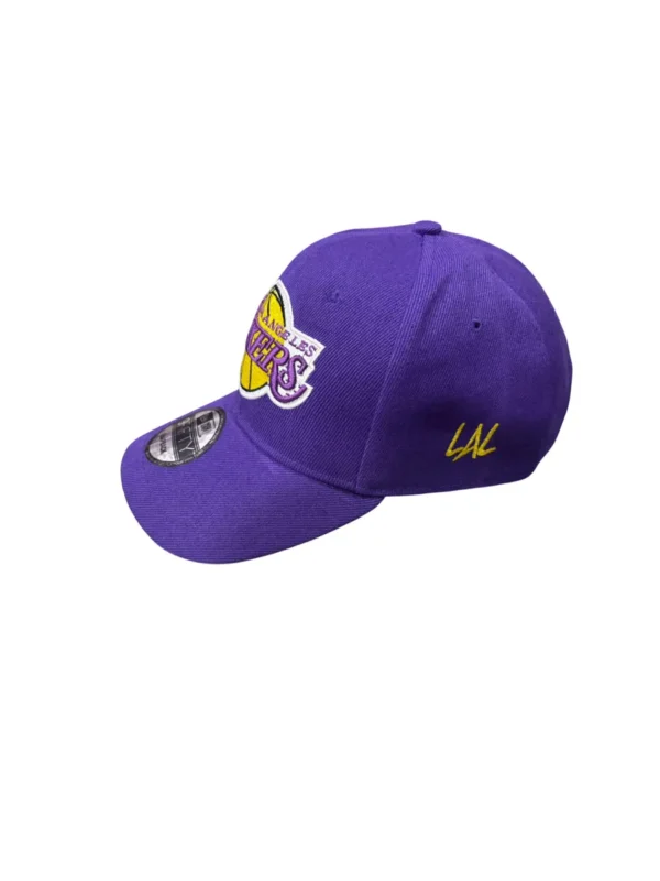 Бейсболка Лос-Анджелес Лейкерс Los Angeles Lakers — фото 1 Бейсболка Лос-Анджелес Лейкерс Los Angeles Lakers