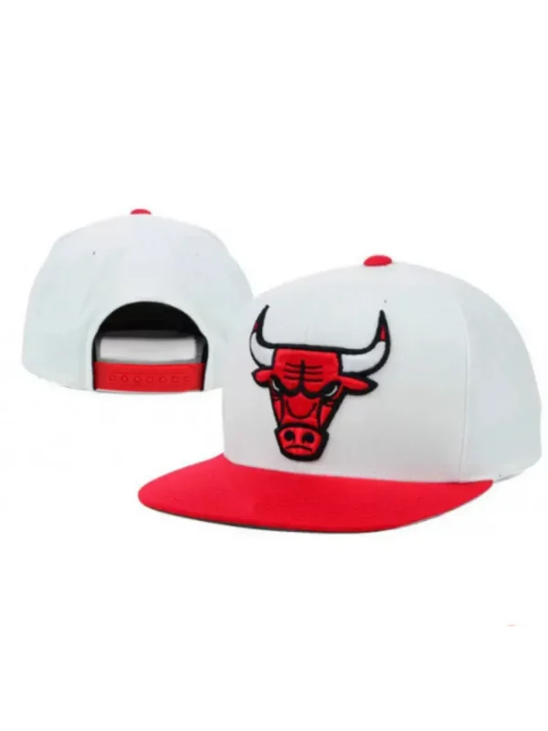 Бейсболка с прямым козырьком Chicago Bulls ( Чикаго Буллз) — фото 1 Бейсболка с прямым козырьком Chicago Bulls ( Чикаго Буллз)