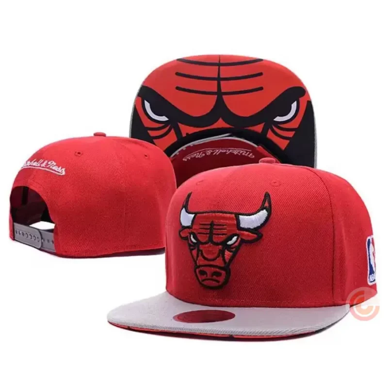 Бейсболка с прямым козырьком Chicago Bulls ( Чикаго Буллз)
