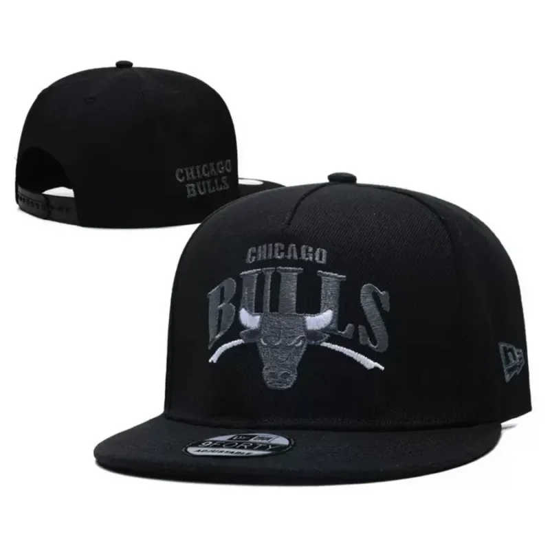Бейсболка с прямым козырьком Chicago Bulls ( Чикаго Буллз)