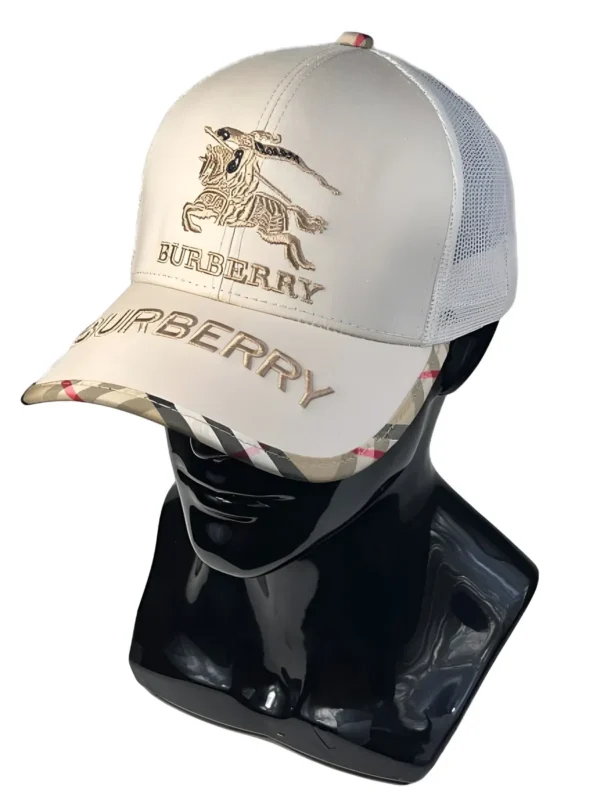 Бейсболка сетка BURBERRY БЕРБЕРРИ воздух и море — фото 1 Бейсболка сетка BURBERRY БЕРБЕРРИ воздух и море
